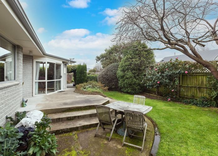 Free property data for 4A Armstrong Avenue, Saint Martins, Christchurch