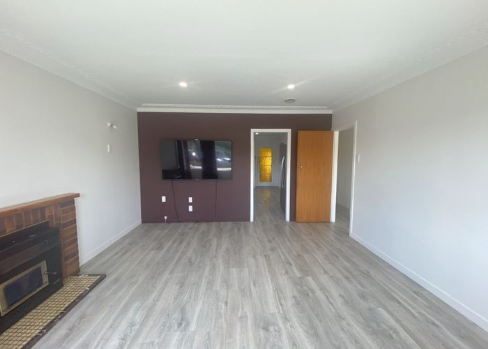  at 72 Godley Road, Green Bay, Waitakere City, Auckland