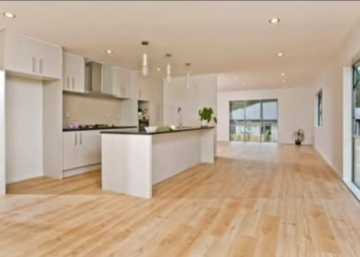  at 98 Tiriwa Drive, Massey, Waitakere City, Auckland