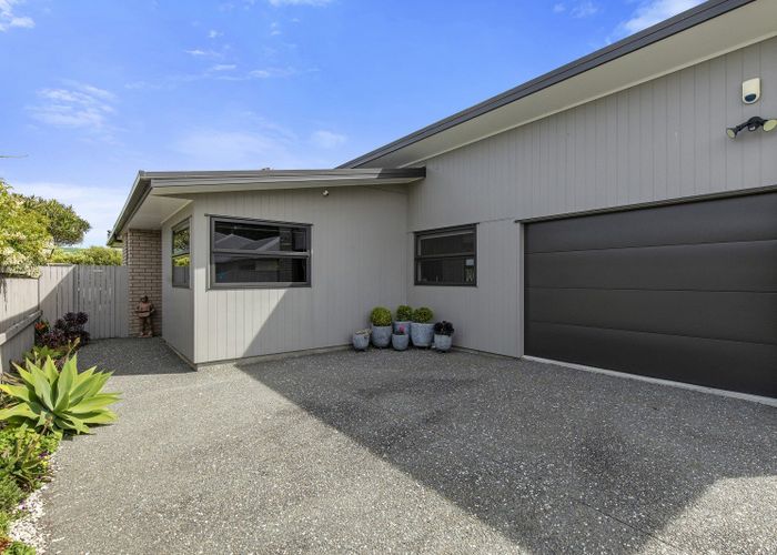  at 13 Cataldo Mews, Avalon, Lower Hutt
