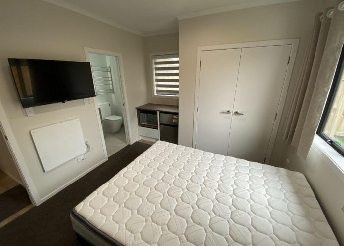  at 1B/19 Hibiscus Avenue, Hamilton Lake, Hamilton, Waikato