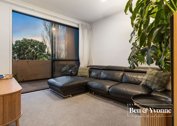  at 8/2 Tahuhu Road, Mount Wellington, Auckland City, Auckland