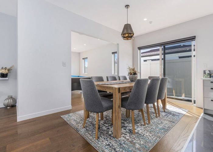  at 1 Lloyd Avenue, Papatoetoe, Manukau City, Auckland
