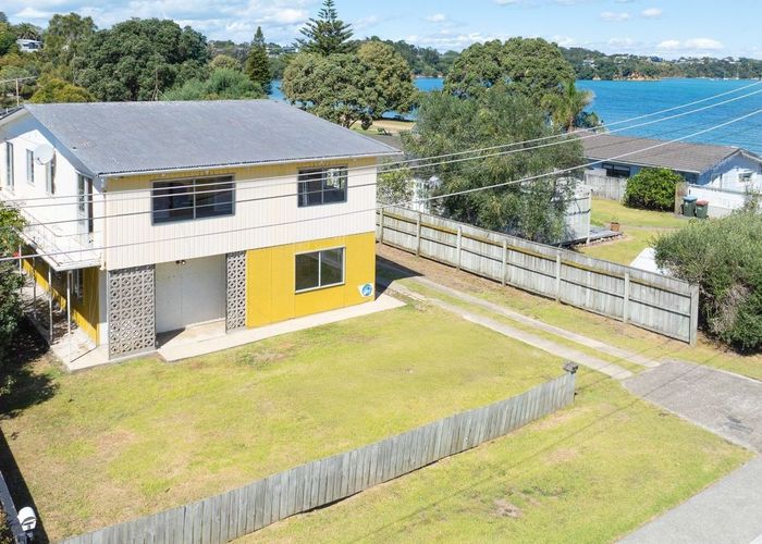  at 5 Blake Street, Surfdale, Waiheke Island