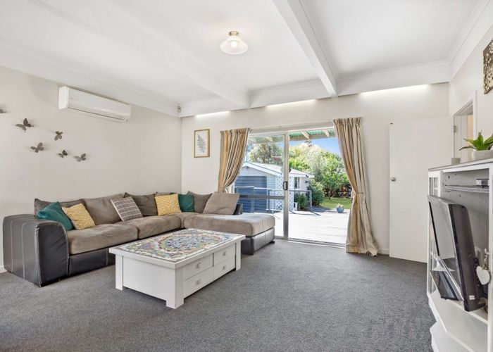  at 38 Pannell Avenue, Wainoni, Christchurch