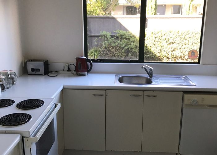  at 4/17 Bristol Street, Merivale, Christchurch City, Canterbury