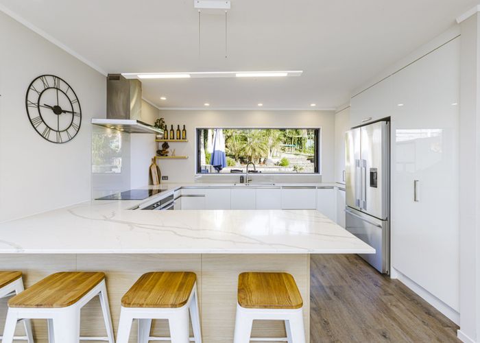  at 13 Mahoe Glade, Patumahoe, Pukekohe