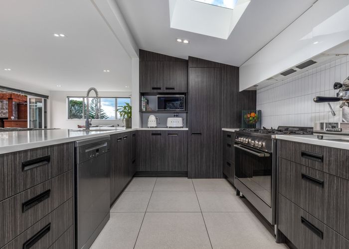  at 8 Tiromoana Road, Raumati South, Paraparaumu