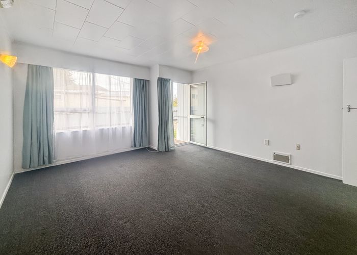  at 2/404 Gloucester Street, Taradale, Napier, Hawke's Bay