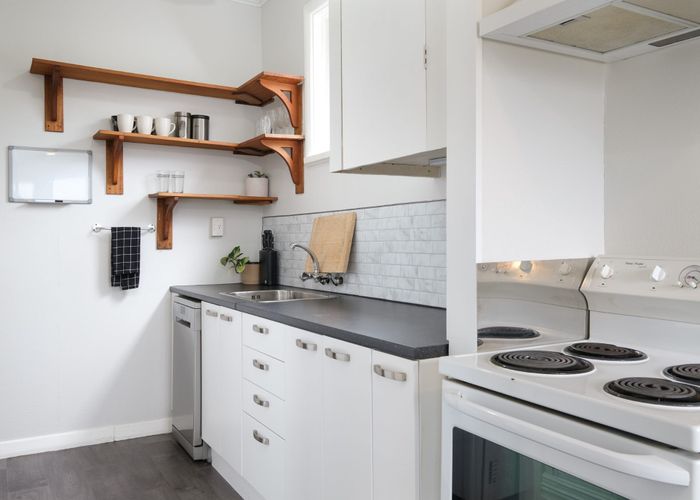  at 16 Ravelston Street, Saint Kilda, Dunedin