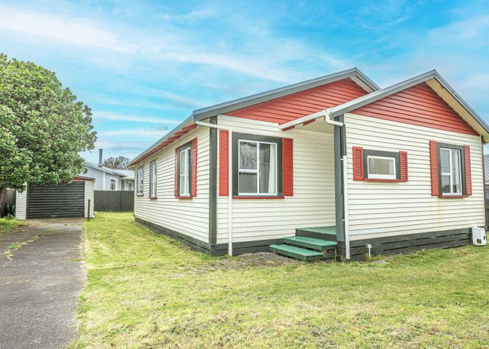  at 184 Cornfoot Street, Castlecliff, Whanganui