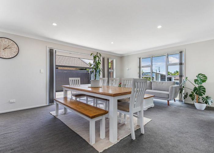  at 39 Sunningdale Street, Wattle Downs, Auckland