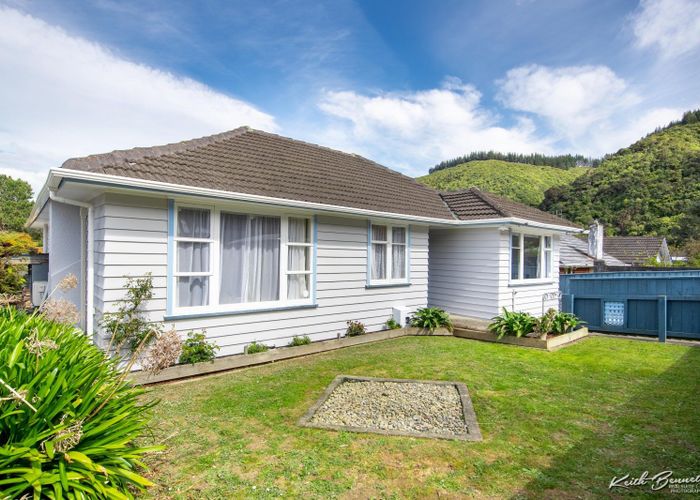  at 32 Gillespies Road, Birchville, Upper Hutt