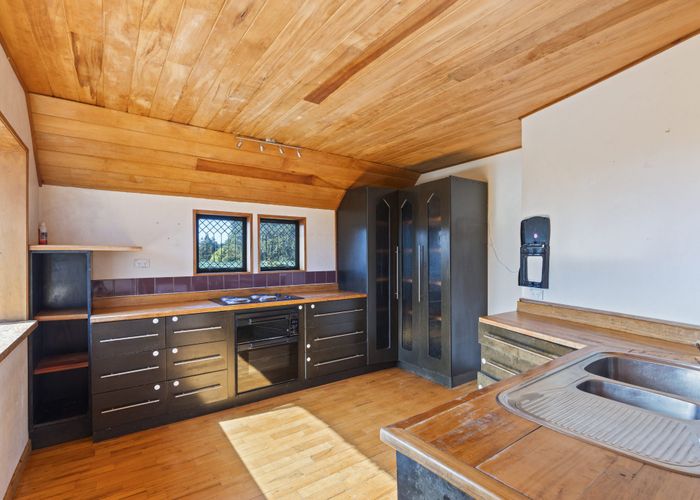 at 9 Lindaver Grove, Merrilands, New Plymouth, Taranaki