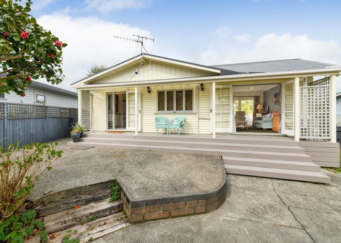  at 42 Long Melford Road, Awapuni, Palmerston North