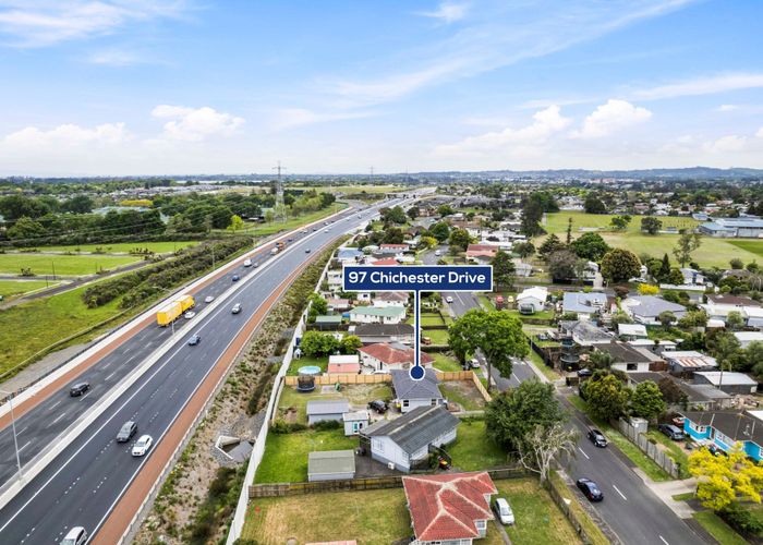  at 97 Chichester Drive, Rosehill, Papakura