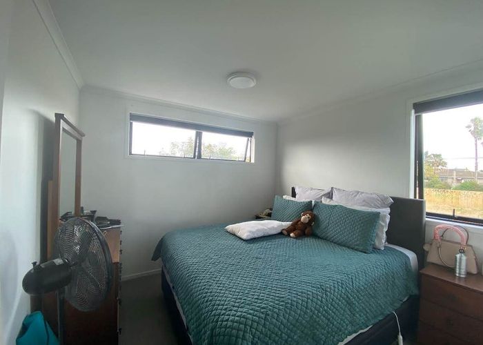  at 12/90 Swaffield Road, Papatoetoe, Manukau City, Auckland