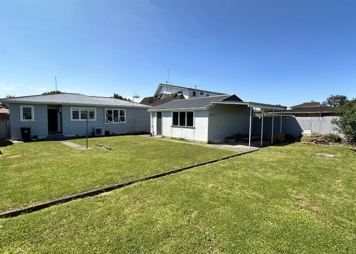  at 22 Somerset Crescent, Highbury, Palmerston North