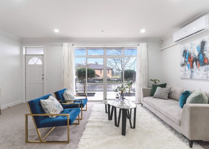  at 4/126 Stancombe Road, Flat Bush, Manukau City, Auckland