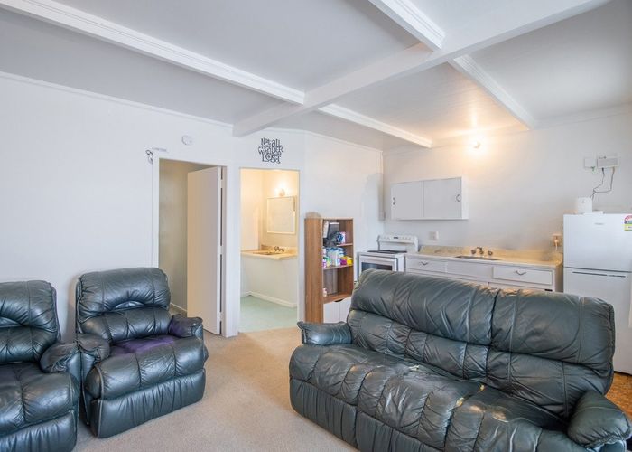  at 130 Carrington Street, Vogeltown, New Plymouth, Taranaki