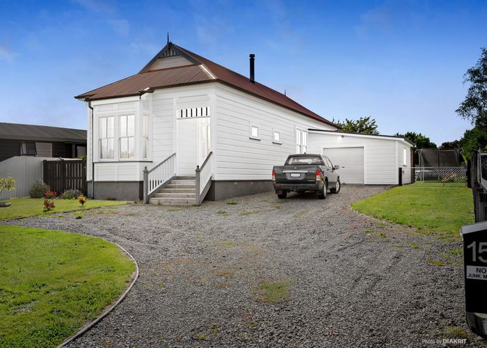  at 15 Lincoln Road, Carterton