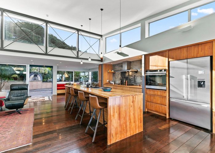  at 10 Cave Road, Houghton Bay, Wellington, Wellington