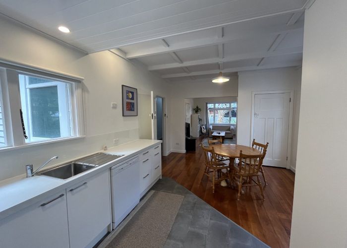  at 45  Shakespeare Road, Bluff Hill, Napier, Hawke's Bay