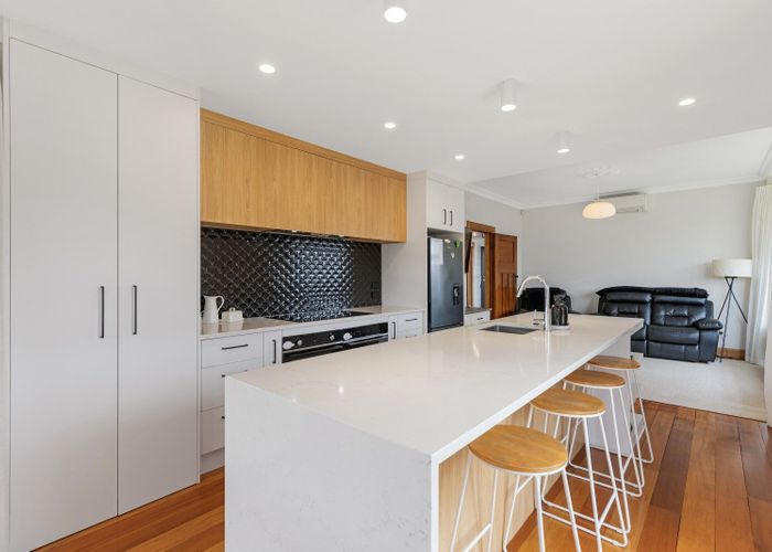  at 2 Alma Place, Milson, Palmerston North