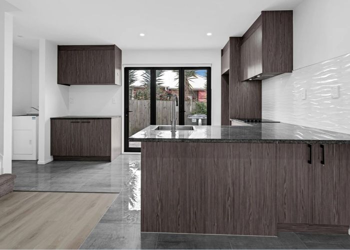  at 48 B Waddell Avenue Point England, Point England, Auckland City, Auckland