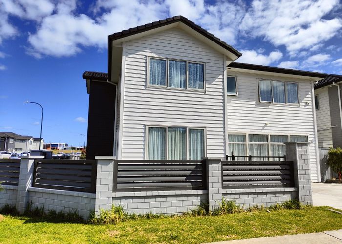  at 27 Horsefields Dr, Flat Bush, Manukau City, Auckland