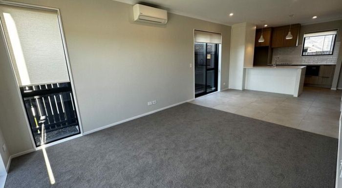  at 1 Te Aniwaniwa Terrace, Albany, North Shore City, Auckland