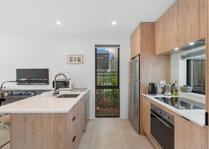  at 2/312 Worcester Street, Linwood, Christchurch City, Canterbury