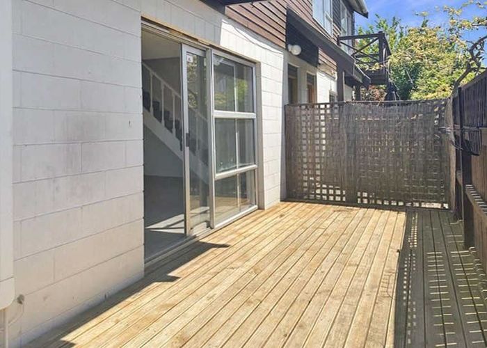  at 1/491 Barbadoes Street, Edgeware, Christchurch City, Canterbury