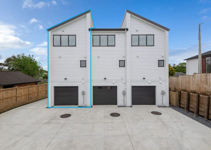  at 8/94 Godley Road, Green Bay, Waitakere City, Auckland