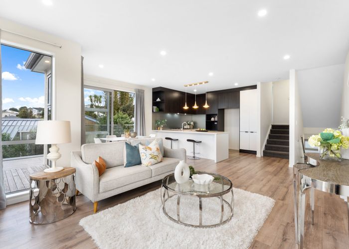  at 11 Manuwai Road, Torbay, Auckland