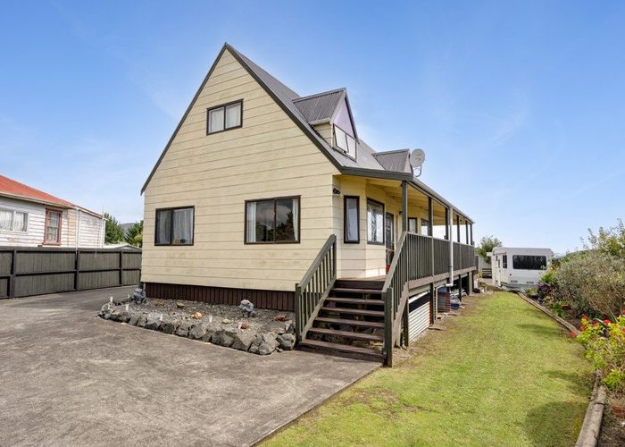  at 12 Puriri Avenue, Kaiaua, Franklin, Auckland