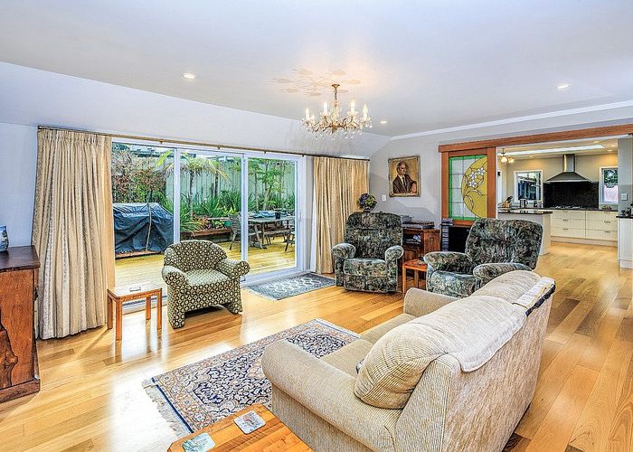  at 50 Balmain Road, Chatswood, Auckland