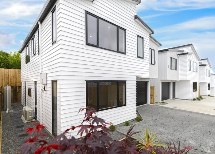  at 76B Chartwell Avenue, Glenfield, Auckland