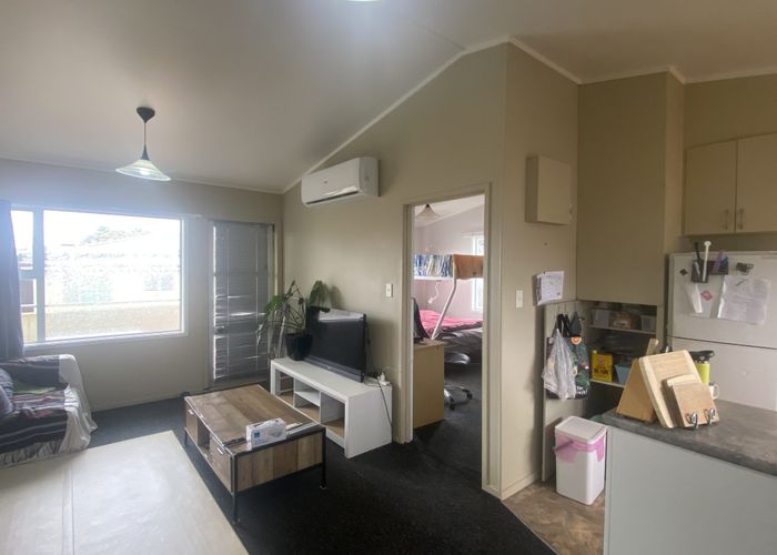  at 1/8 Shackleton Road, Mount Eden, Auckland City, Auckland