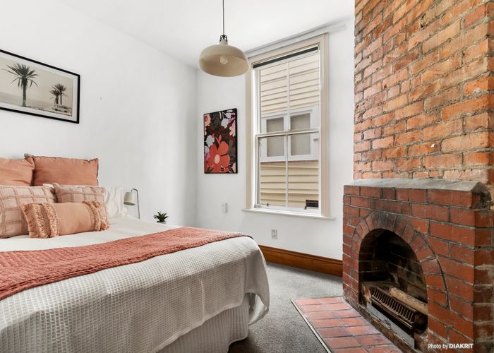  at 17 Douglas Street, Mount Cook, Wellington