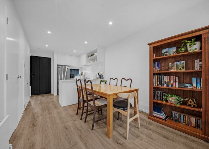  at 40 Ivy Nola Way, Henderson, Waitakere City, Auckland