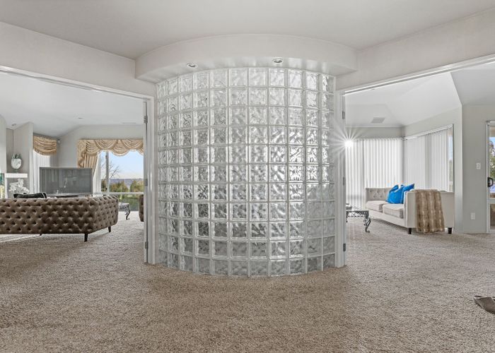  at 16 Highcrest Heights, Westmorland, Christchurch City, Canterbury