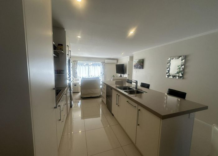  at 5 Ashington Road, Silverstream, Upper Hutt, Wellington