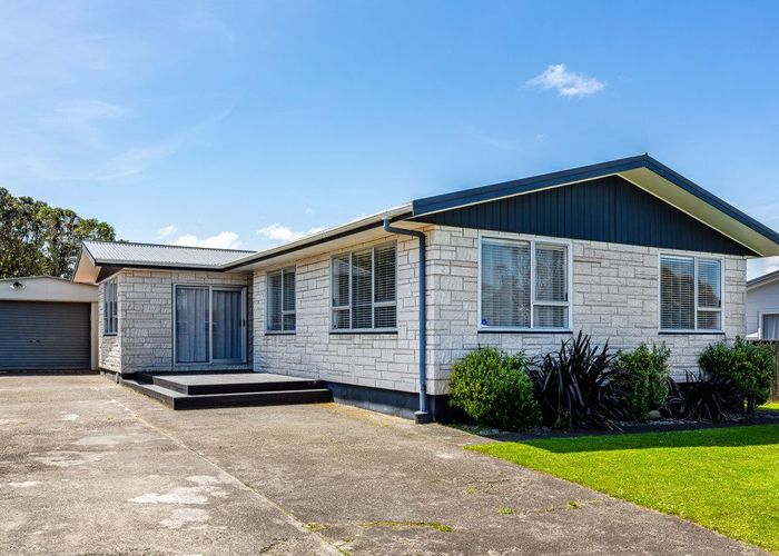  at 41 Cleat Street, Whitby, Porirua, Wellington