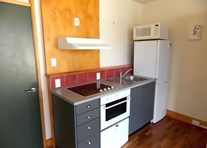  at 17/4 Frederick Street  AA, Te Aro, Wellington, Wellington