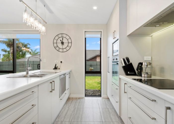  at 204 Hollister Lane, Ohauiti, Tauranga