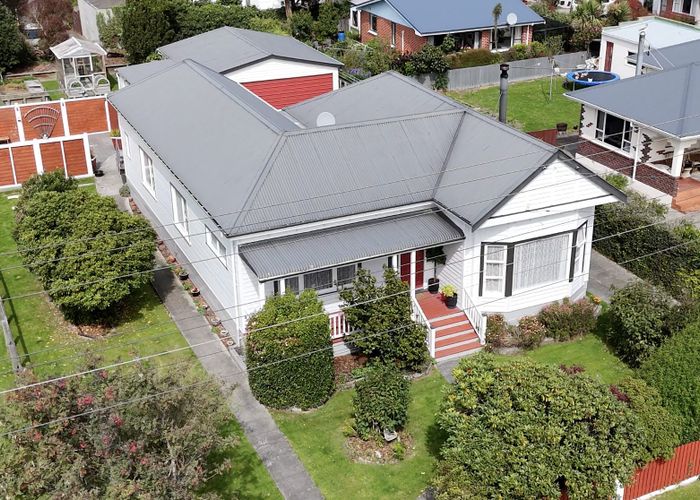  at 77 Charlotte Street, Balclutha, Clutha, Otago