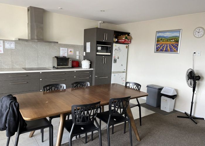  at 102 Riccarton Road, Riccarton, Christchurch City, Canterbury