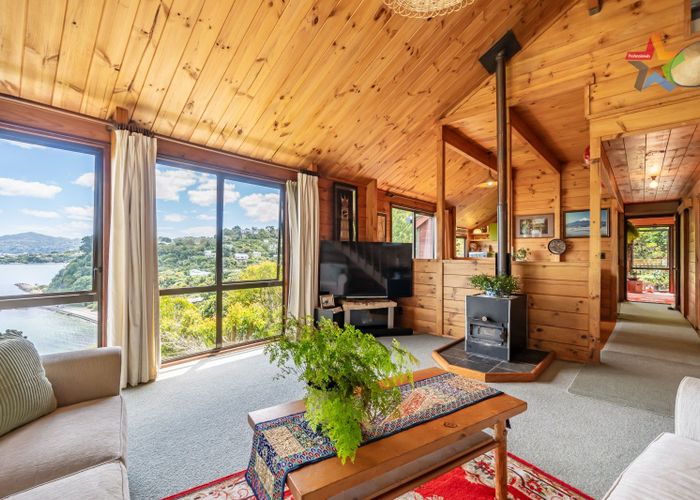  at 321 Marine Drive, Eastbourne, Lower Hutt, Wellington