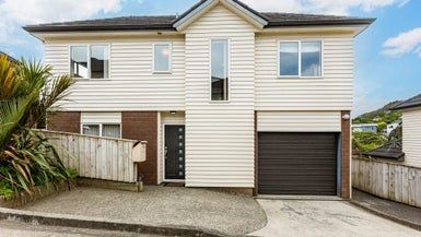  at 5/16 Black Rock Road, Newlands, Wellington